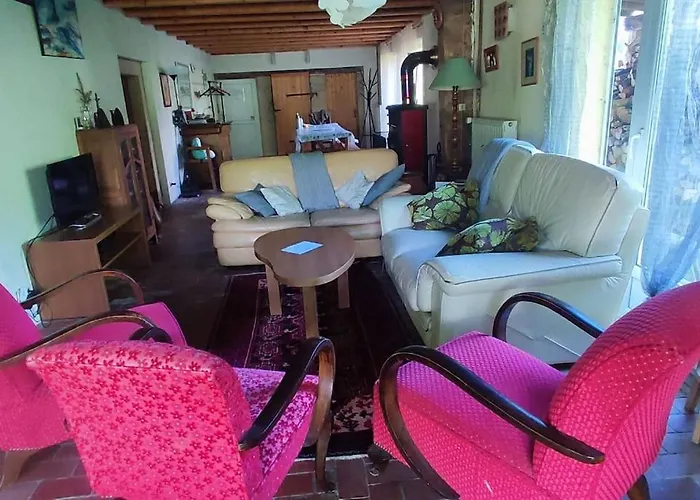 Les Templiers La Ferme Vosgienne Du Xvii Siecle 度假居 *